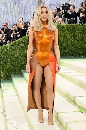 Kim Kardashian Nude Leaked Photo #128