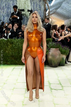 Kim Kardashian Nude Leaked Photo #134