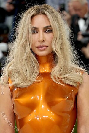 Kim Kardashian Nude Leaked Photo #135