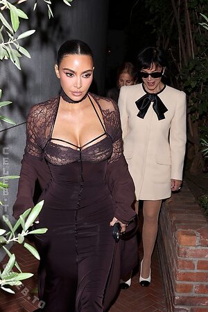 Kim Kardashian Nude Leaked Photo #137