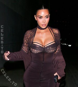Kim Kardashian Nude Leaked Photo #144