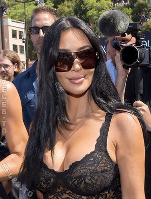 Kim Kardashian Nude Leaked Photo #171