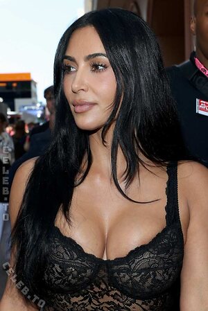 Kim Kardashian Nude Leaked Photo #179