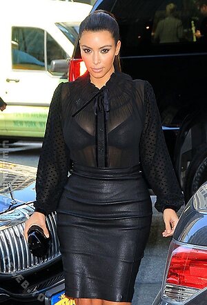 Kim Kardashian Nude Leaked Photo #303