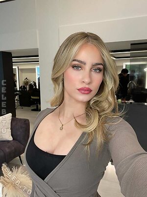 Kim Sara Nude Leaked Photo #13