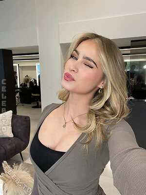 Kim Sara Nude Leaked Photo #14