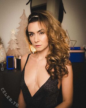Kimberly Budinsky Nude Leaked Photo #8