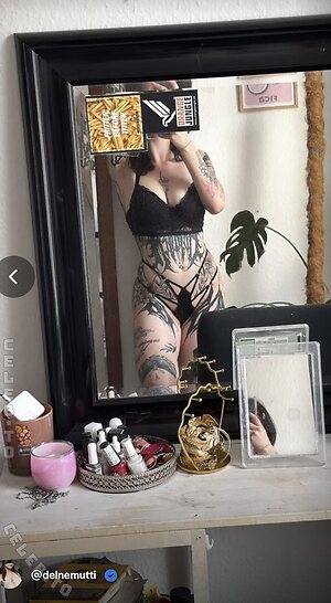 Kira-Julie photo