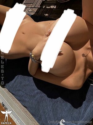 kngemmae Nude Leaked Photo #28