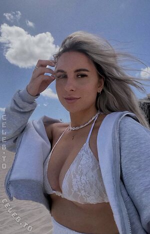 Kristinkbi Nude Leaked Photo #7