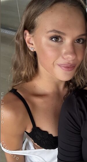 Kristyna Shmidt Nude Leaked Photo #40