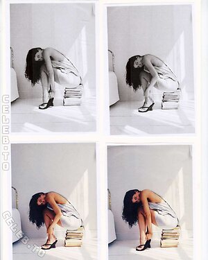 Kylie Jenner Nude Leaked Photo #458