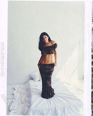 Kylie Jenner Nude Leaked Photo #462