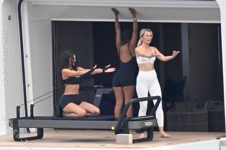 Kylie Jenner Nude Leaked Photo #488