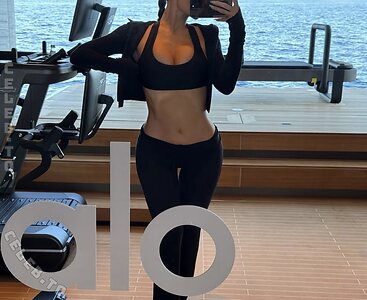 Kylie Jenner Nude Leaked Photo #513