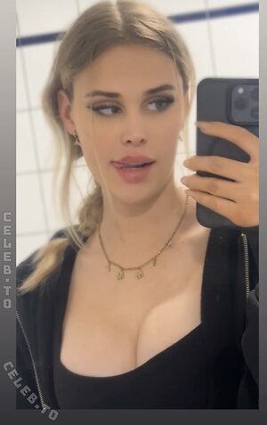 l9Kimmy Nude Leaked Photo #6
