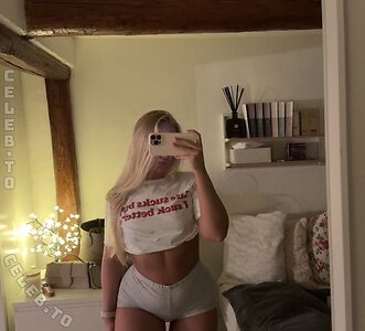Lara-Charlottee
