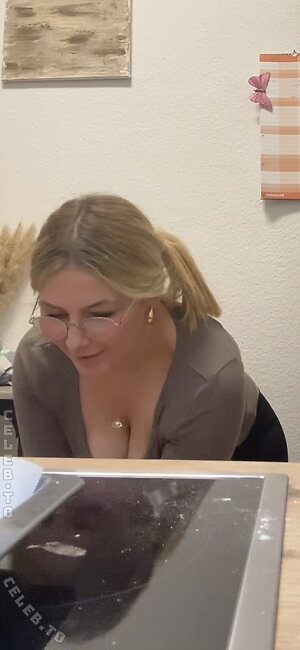 Lara Esser Nude Leaked Photo #25