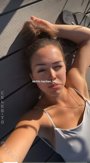Lara.stxx Nude Leaked Photo #30