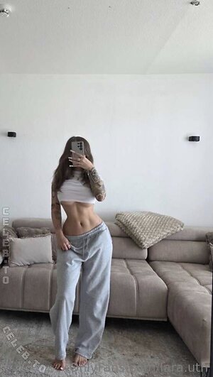 Lara.uth Nude Leaked Photo #43