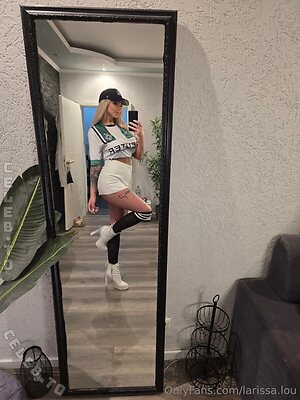 Larissa Lou Nude Leaked Photo #103