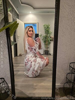 Larissa Lou Nude Leaked Photo #105