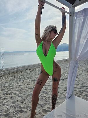 Larissa Lou Nude Leaked Photo #110