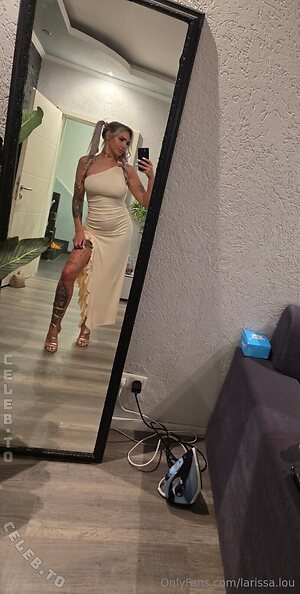 Larissa Lou Nude Leaked Photo #178