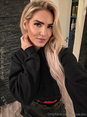 Larissa Lou