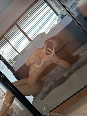 Larissa Marie Nude Leaked Photo #41