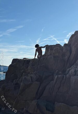 Larypoppins / Lary Nude Leaked Photo #9