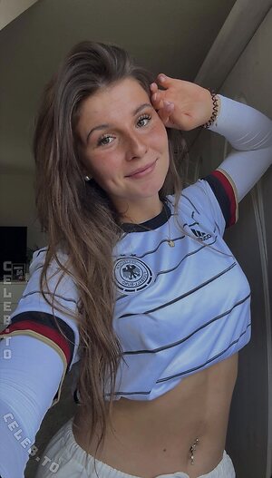 Laura Marie Röhrig Nude Leaked Photo #21