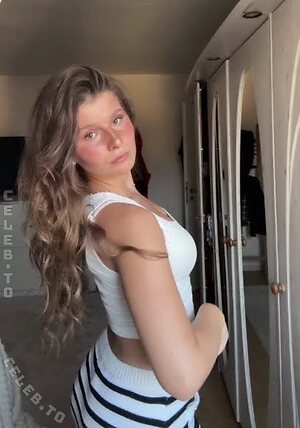 Laura Marie Röhrig Nude Leaked Photo #37