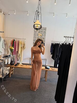 Laura Schultz Nude Leaked Photo #206