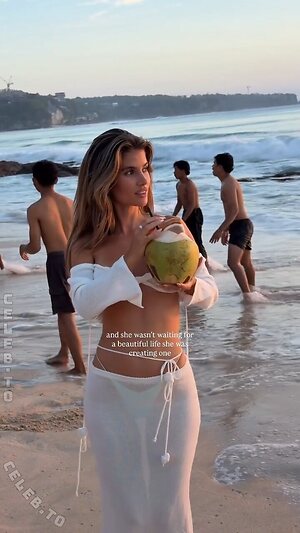 Laura Schultz Nude Leaked Photo #363