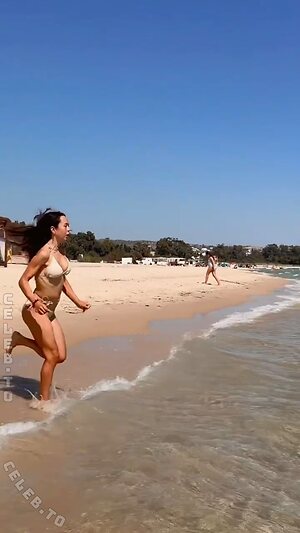 Laura Sophie Nude Leaked Photo #66