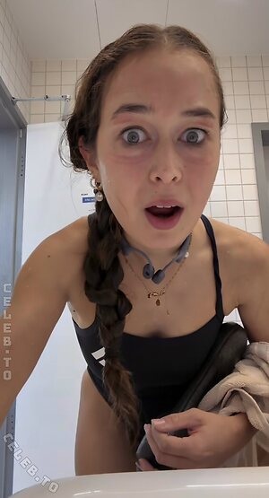 Laura Sophie Nude Leaked Photo #73