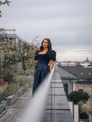 Laura Wontorra photo