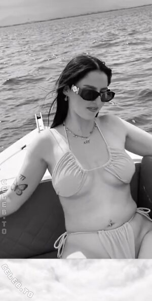 Lauraaasmk Nude Leaked Photo #22