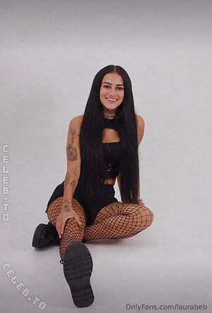 Laurabeb