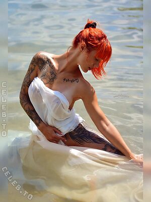 Laurachemie Nude Leaked Photo #22