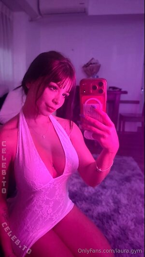 laura.gym Nude Photos