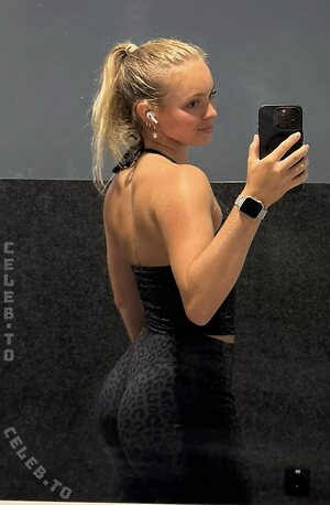 Laura.hsmr Nude Leaked Photo #49