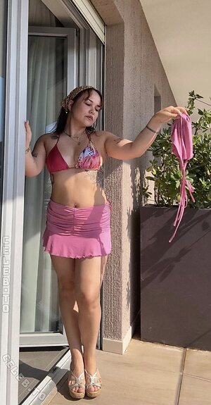 laurassoberlife Nude Leaked Photo #52