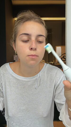 Lea Breuer Nude Leaked Photo #426