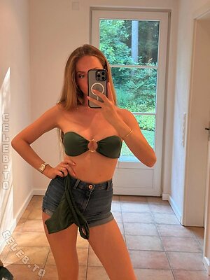 Lea Katharina Maria Nude Leaked Photo #162