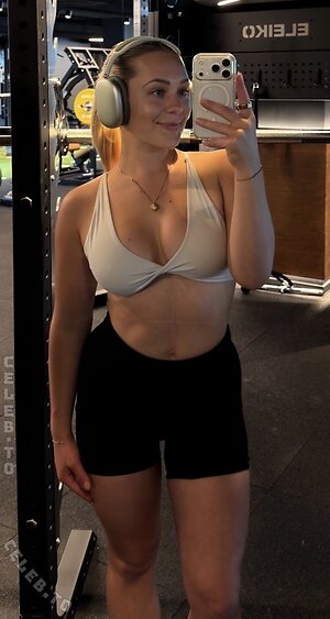 Lea Keller Nude Leaked Photo #58