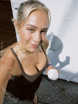 Lea Keller Nude Leaked Photo #65