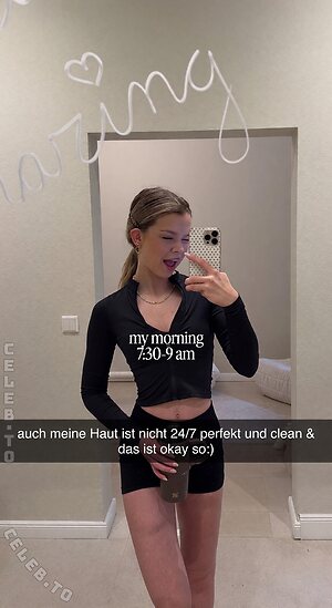 Lea Peach Nude Leaked Photo #382