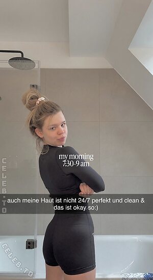 Lea Peach Nude Leaked Photo #383
